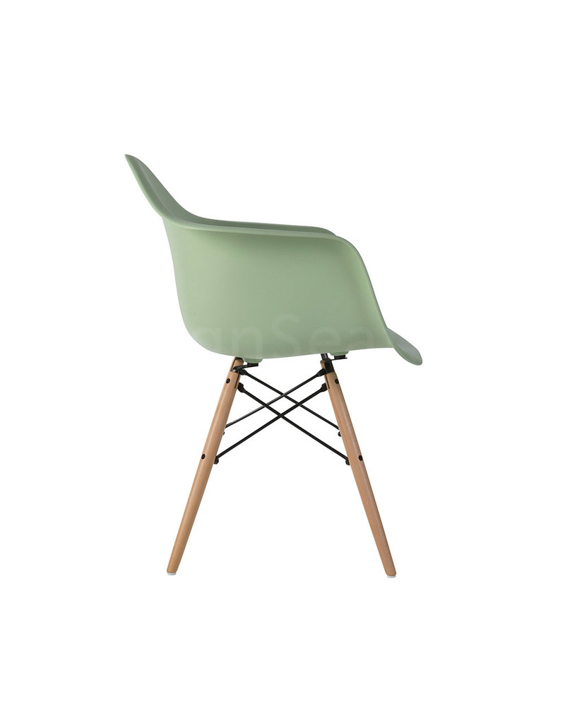 DAW Eames Design Chair Pastelgreen