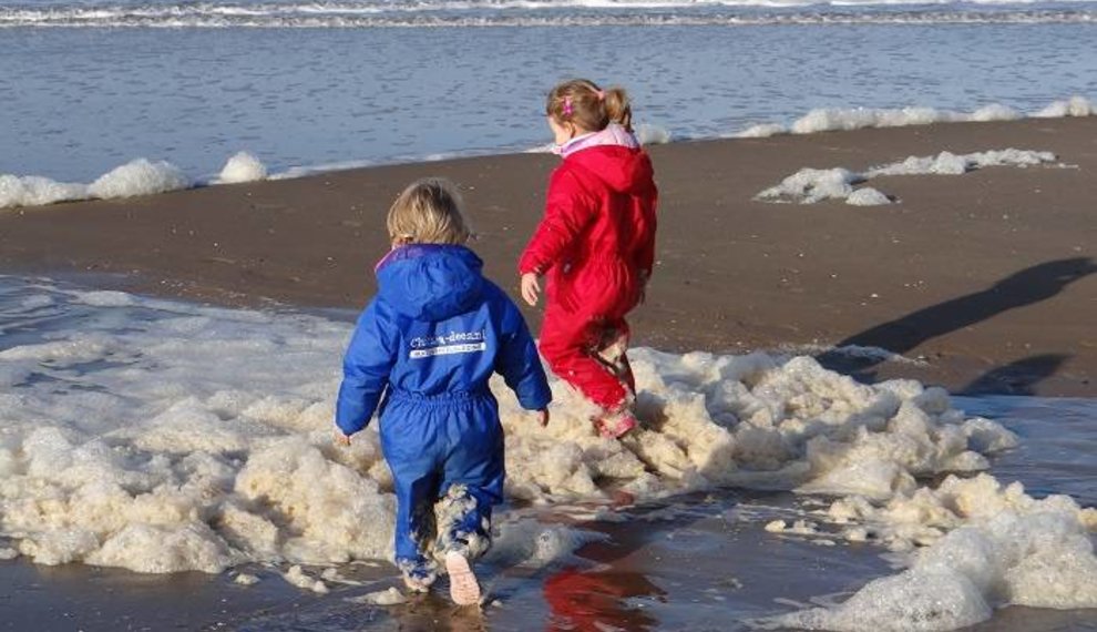 ForestKids : waar kopen zij deze buitenspeelkleding?