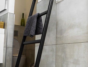 Badkamer ladder eikenhout  zwart