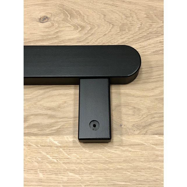 Doorlopende houten trapleuning 150cm (zwart) Doorlopende houten trapleuning 150cm (zwart)