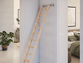 Houten zoldertrap  beuken (timmermanstrap)