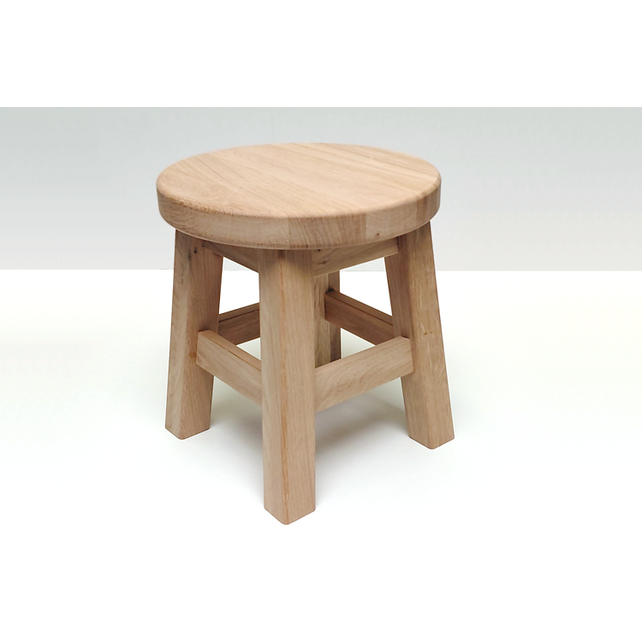 Houten krukje (eikenhout)