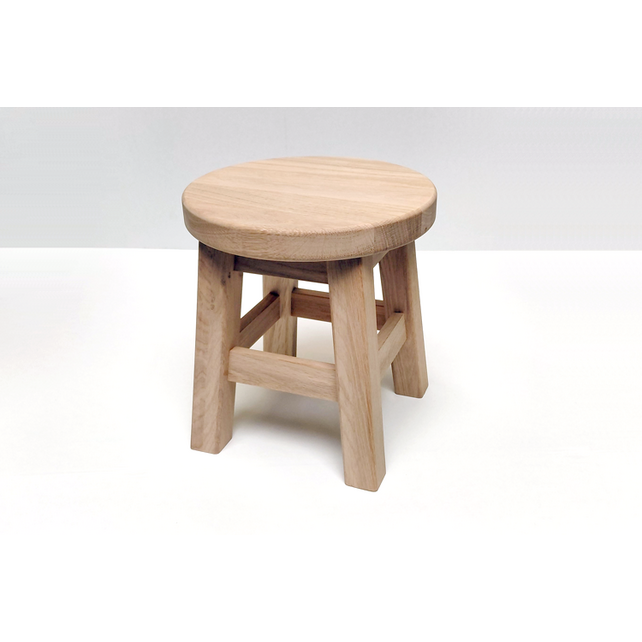 Houten krukje (eikenhout)