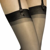 Clio Zwarte 10 Denier Jarretelkousen Met Naad Clio Zwarte 10 Denier Jarretelkousen Met Naad