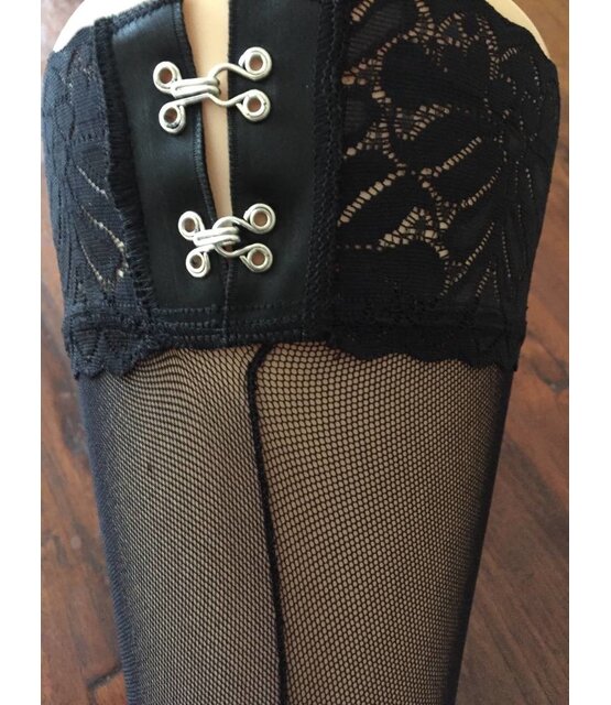 Clio Fine Mesh naad Stay Ups met Clips in Top Clio Fine Mesh naad Stay Ups met Clips in Top