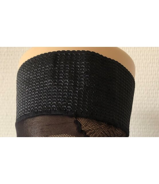 Clio 60 Den. Microfiber Opaque Hold Ups - Bloemenmotief en Satijnen Lint