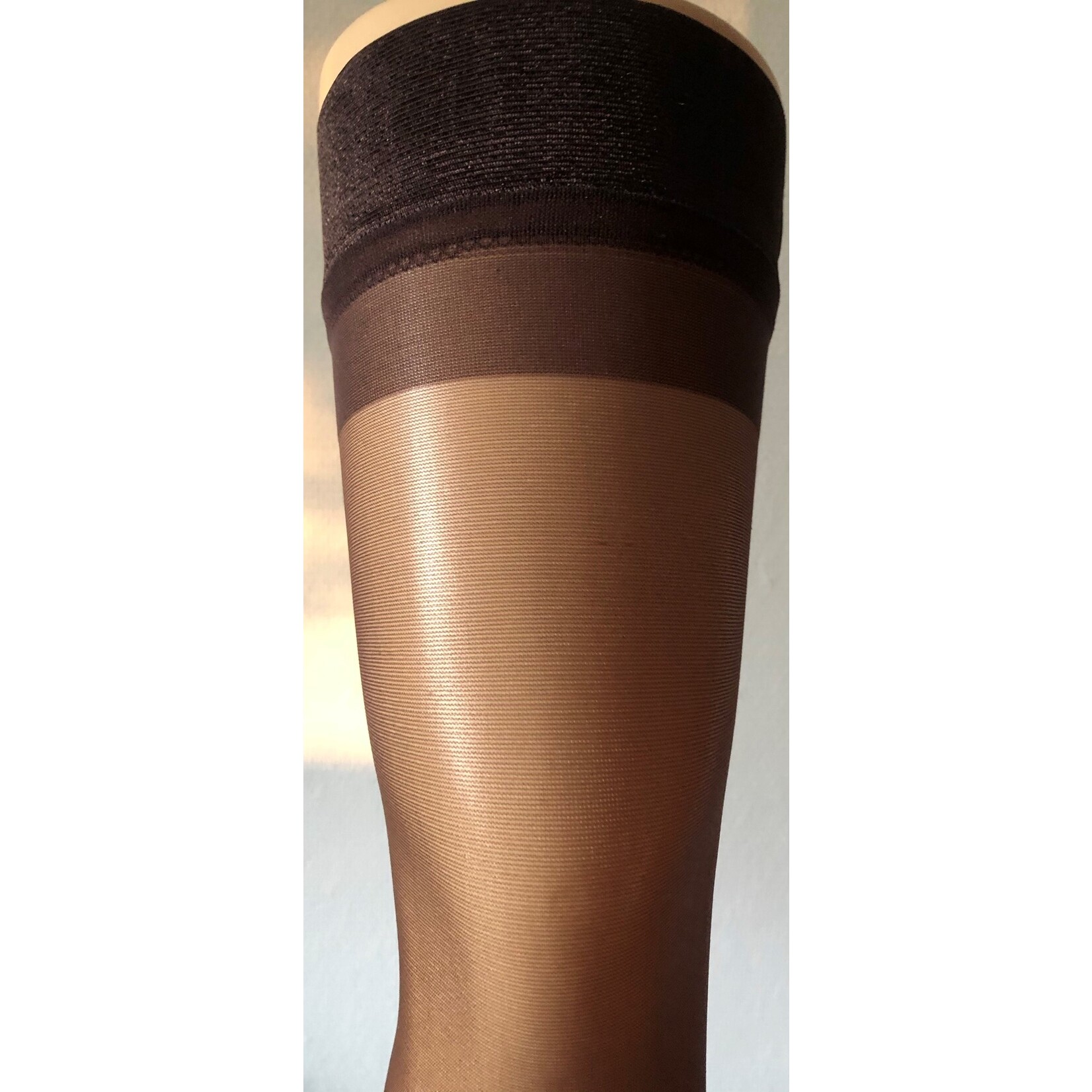 Aristoc Aristoc 10 denier Retro Backseam Hold Ups