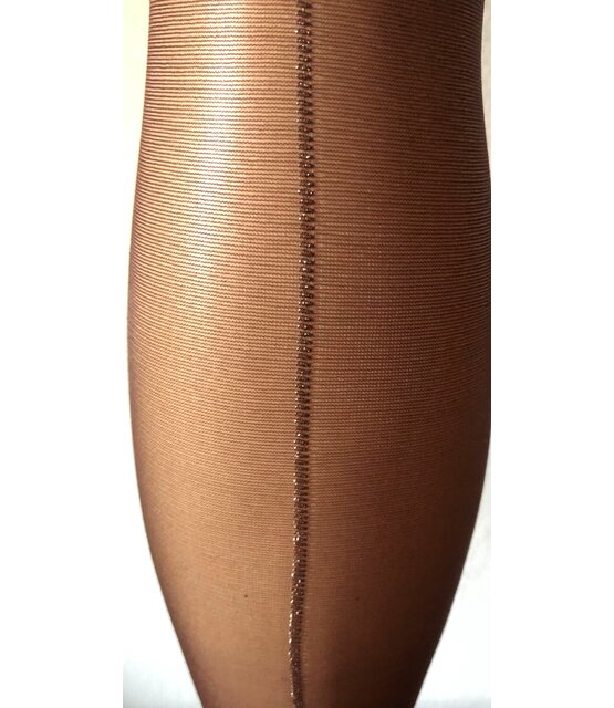 Aristoc 10 denier Retro Naad Hold Ups Aristoc 10 denier Retro Naad Hold Ups