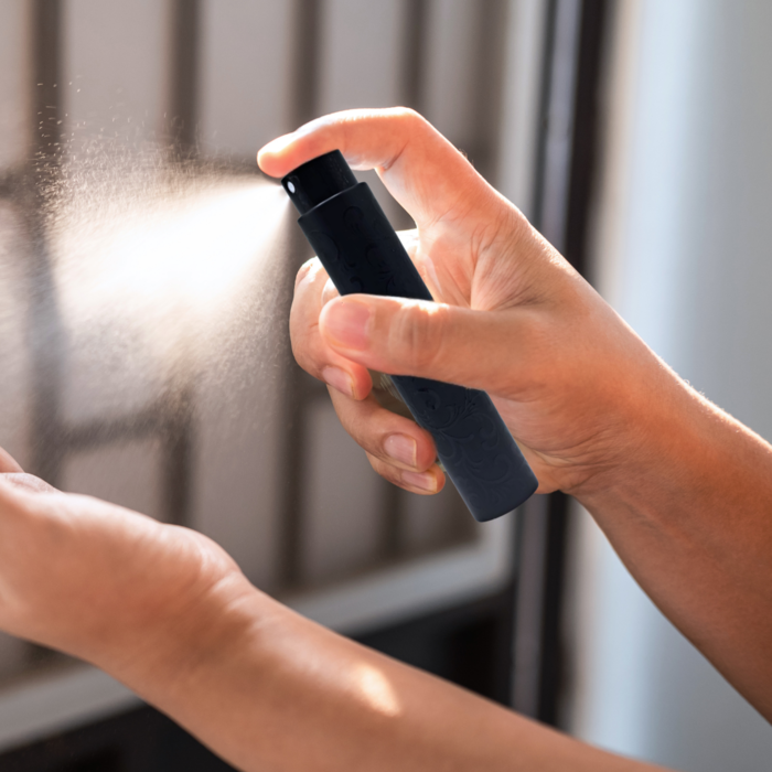 JVS Products Luxe Mini Parfum Flesje - Navulbaar - 10 ml - Reisflesje - Parfumverstuiver - Blauw