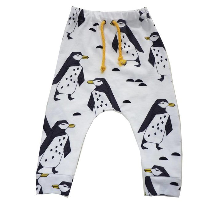 Roos & Tijn Design soft stretch broekje pinguins