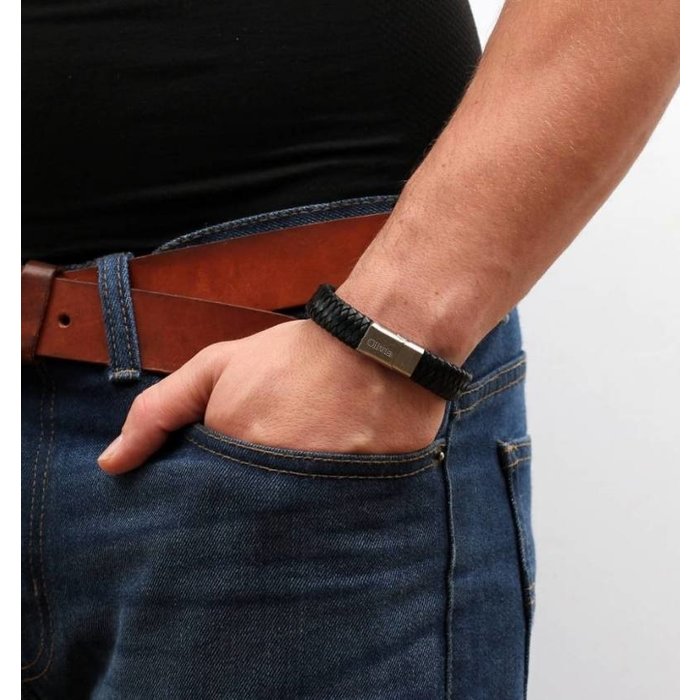 Atelier Albertine Mannen armband  Graveren Rundleer