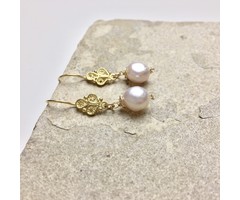 Atelier Albertine Vermeil gouden parel oorbellen filigrain