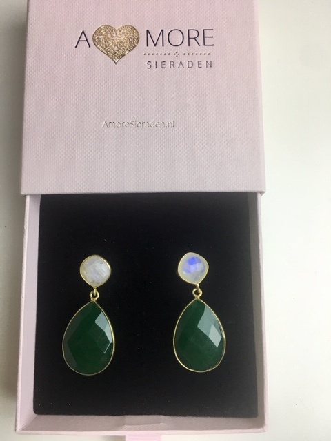 Atelier Albertine Sterling zilveren oorbellen Onyx en Maansteen