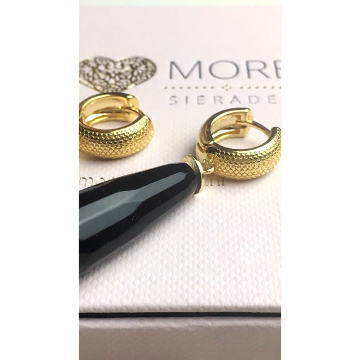 Atelier Albertine Vergulde zwarte onyx druppel oorbellen