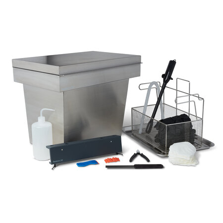 Formlabs Form 4L Finish Kit: Rinse Bucket & Cleaning Tools