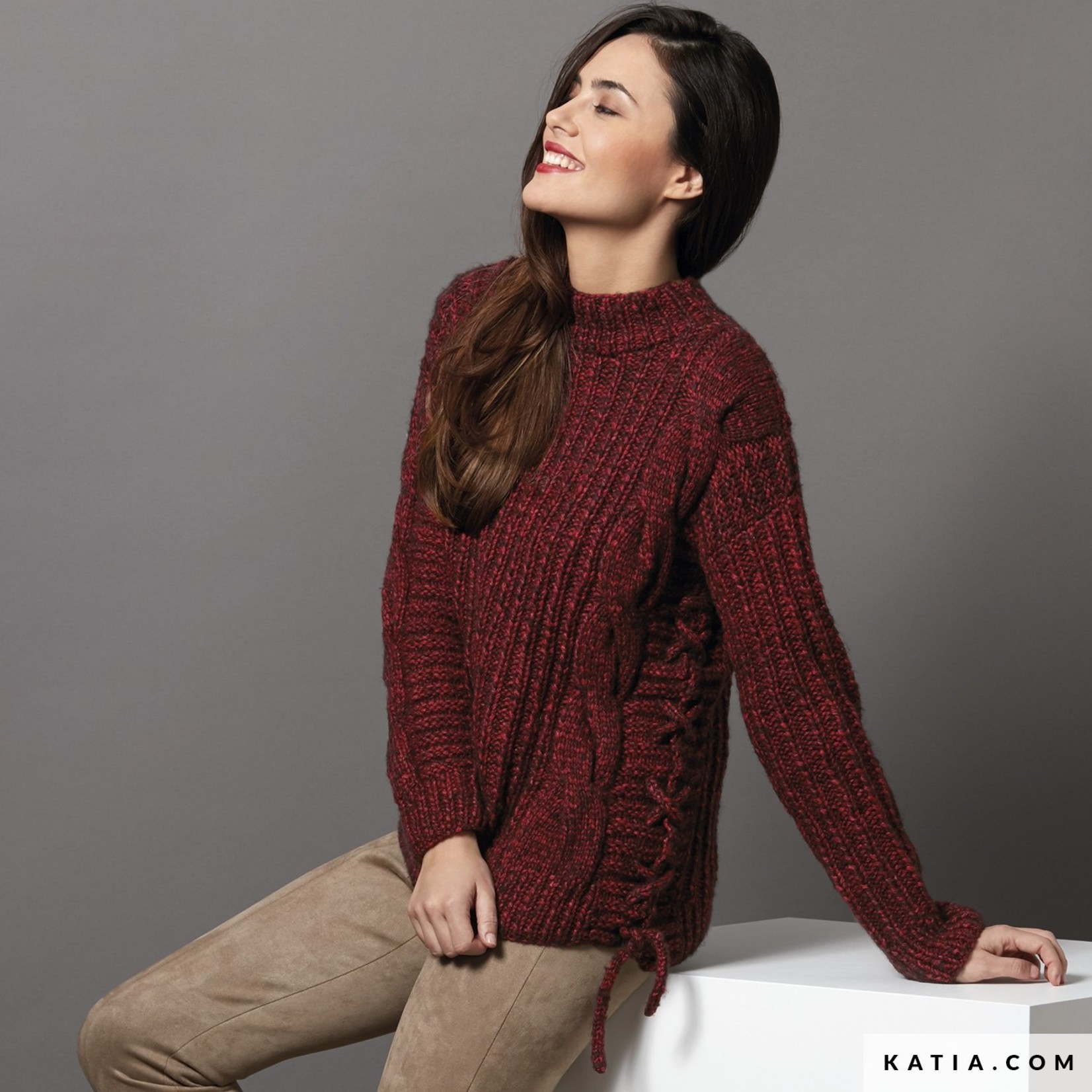 Katia Ultralight Merino  59  Rood-Zwart