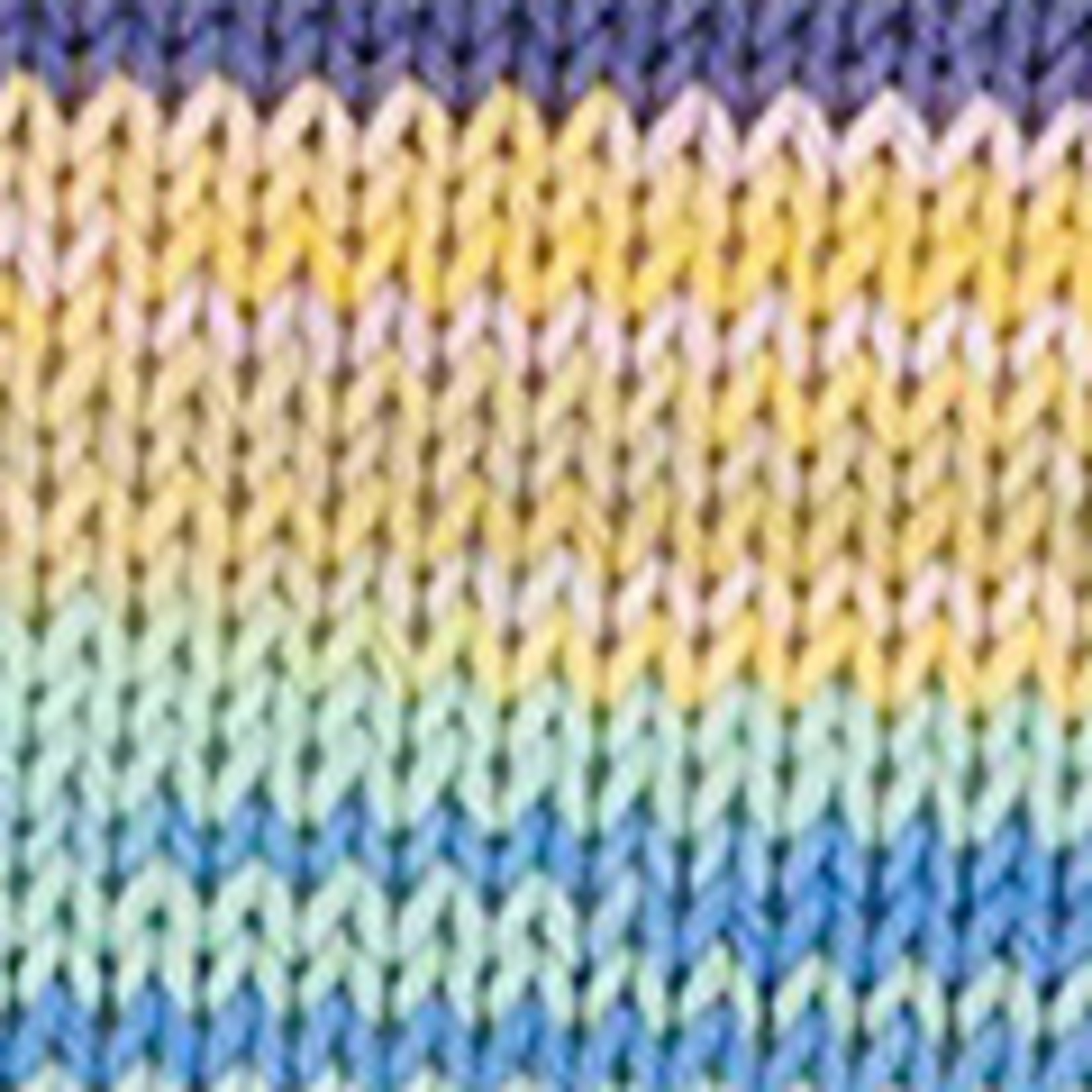 Katia Menfis Color 120 Blauw-Pistache-Kauwgomroze