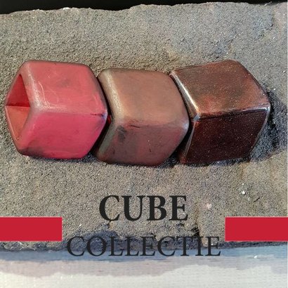 CUBE COLLECTION 3 CUBES COMBINATION 106 The size of 1 CUBE is 46x36mm.
