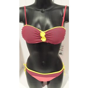 Fei Bikini rood geel met bloemen