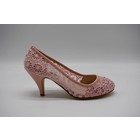 Roze pump met roze steentjes