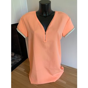Oranje kleedje met rits