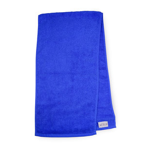 Sporthanddoek royal blauw geborduurd met naam