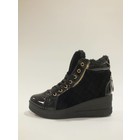 zwarte sneaker met lak