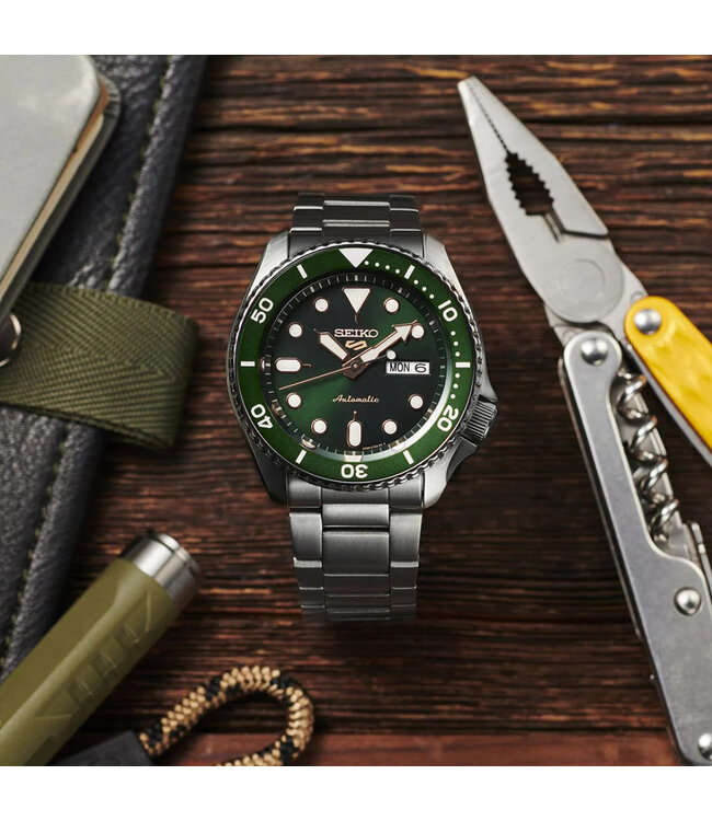 Seiko  5 Sports SRPD63K1 Automatik Dunkelgrün Herrenuhr
