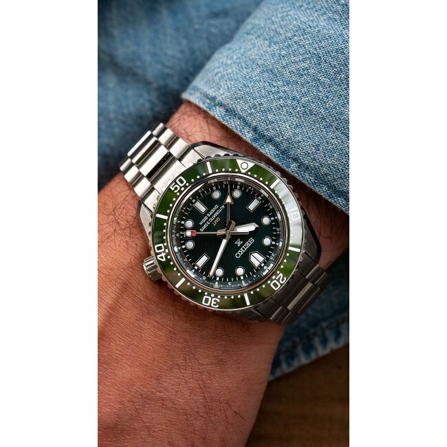 SEIKO  Prospex Sea Automatic GMT Diver's - SPB381J1
