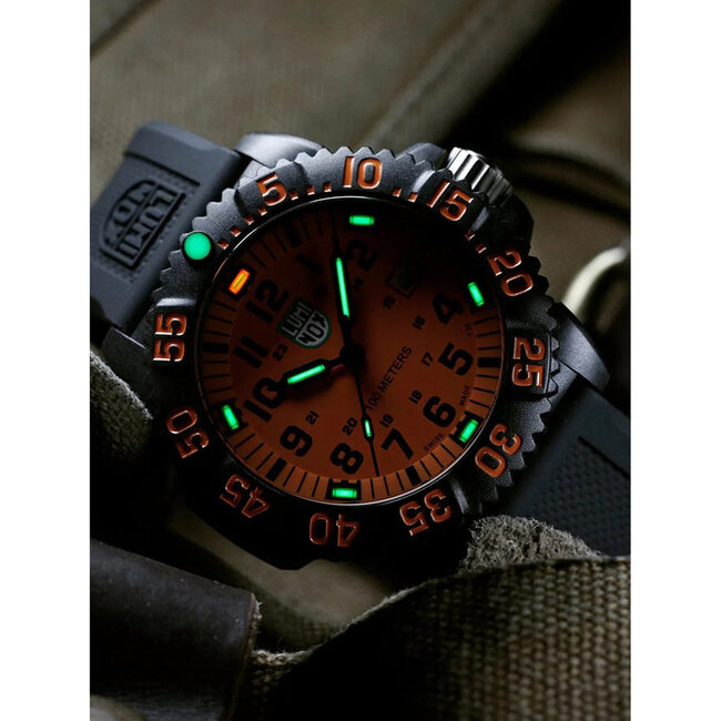 Luminox  X2.2059.1 Sea Lion Herrenuhr 44mm 10ATM