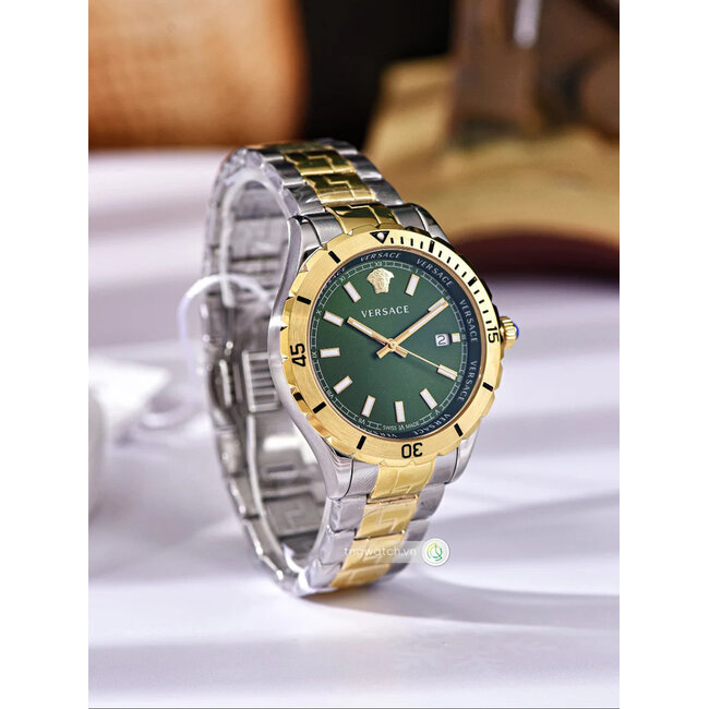 VERSACE Hellenyium VE3A00720 Herrenuhr