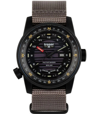 Traser H3 111400 Herrenuhr P68 Pathfinder Solar 46mm 10ATM