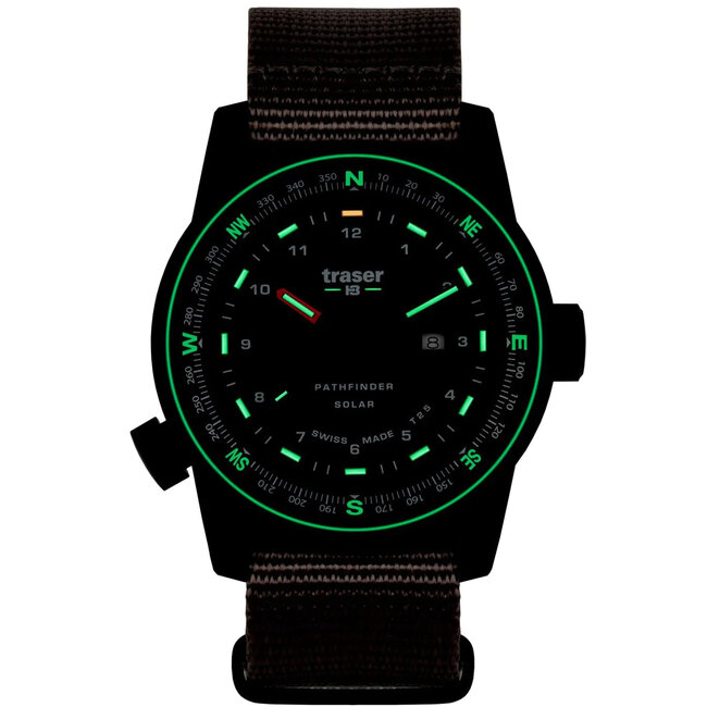Traser  H3 111400 Herrenuhr P68 Pathfinder Solar 46mm 10ATM