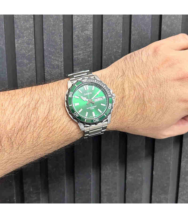 Casio  MTD-125D-3AVDF Herrenuhr Edelstahl Grün