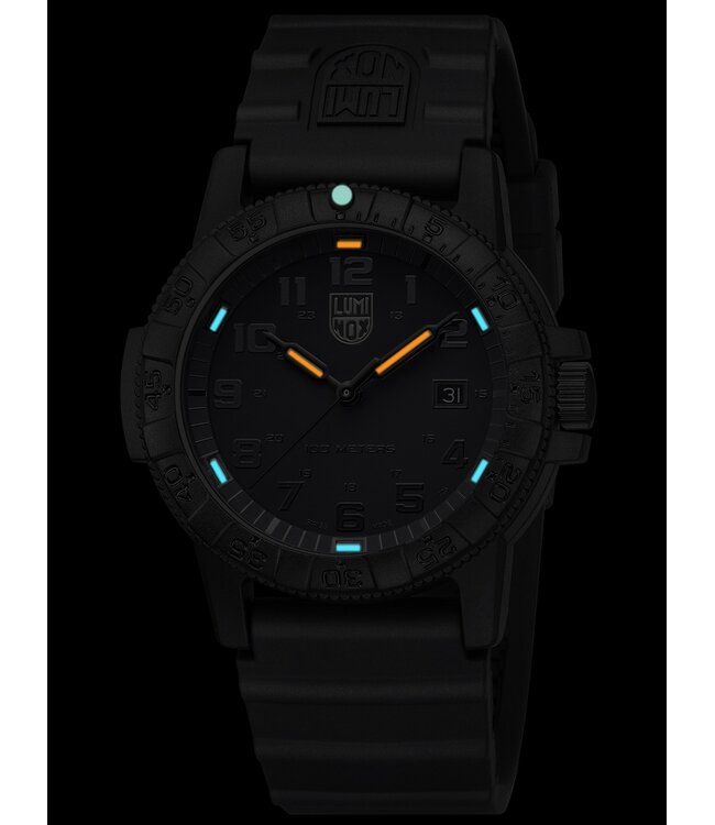 XS.0321.BO.L Herrenuhr Sea 44 mm