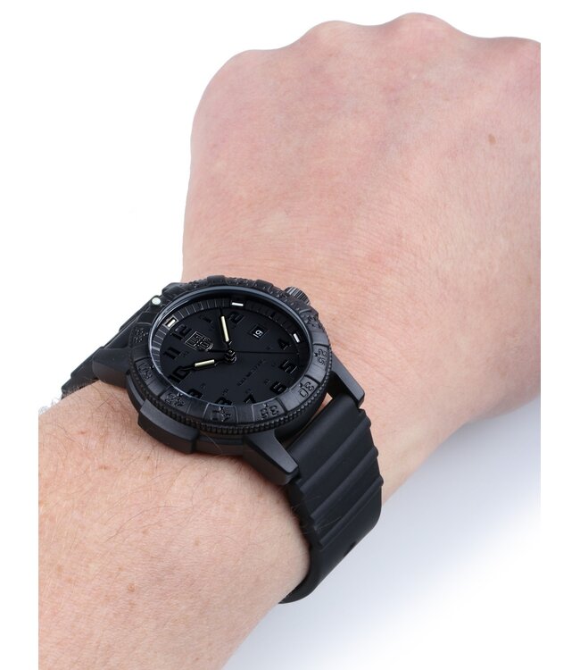 XS.0321.BO.L Herrenuhr Sea 44 mm