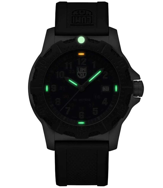 X2.2133 Herrenuhr Manta 45 mm