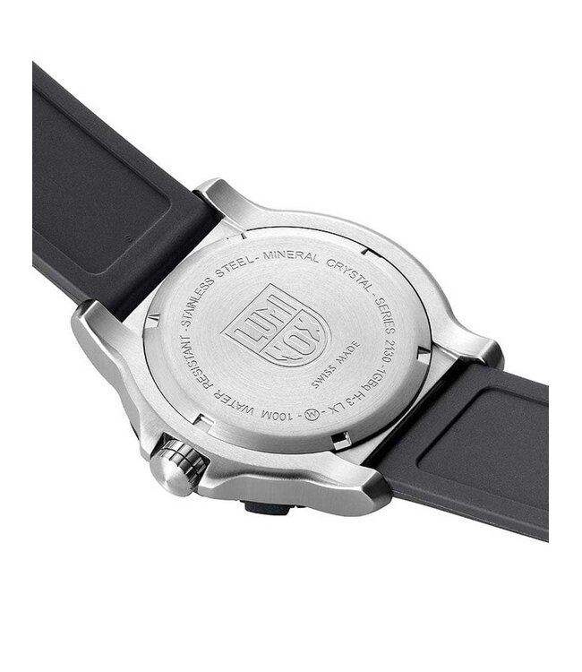 X2.2133 Herrenuhr Manta 45 mm