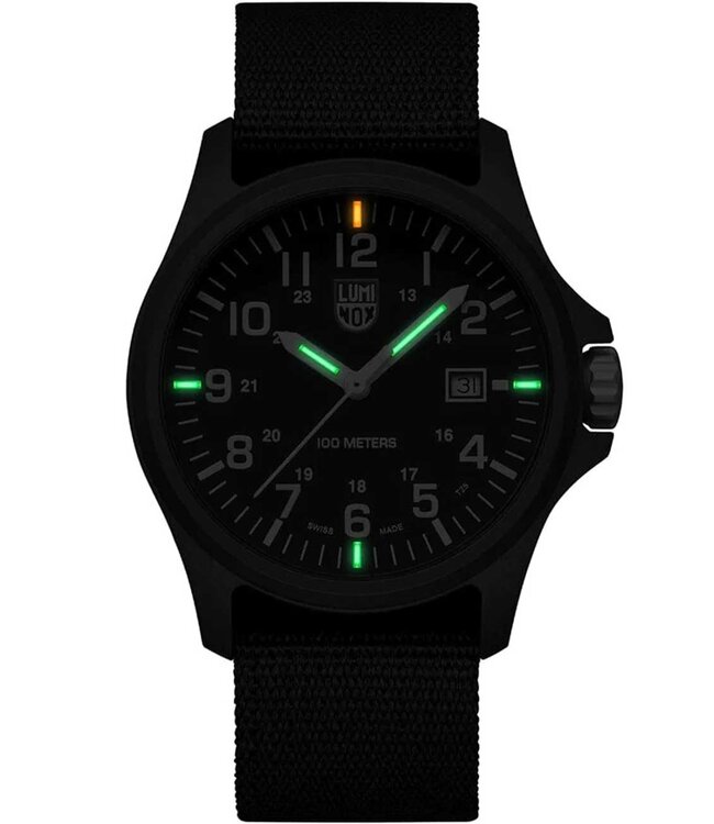 X2.2401.NB Herrenuhr Patagonia 43 mm