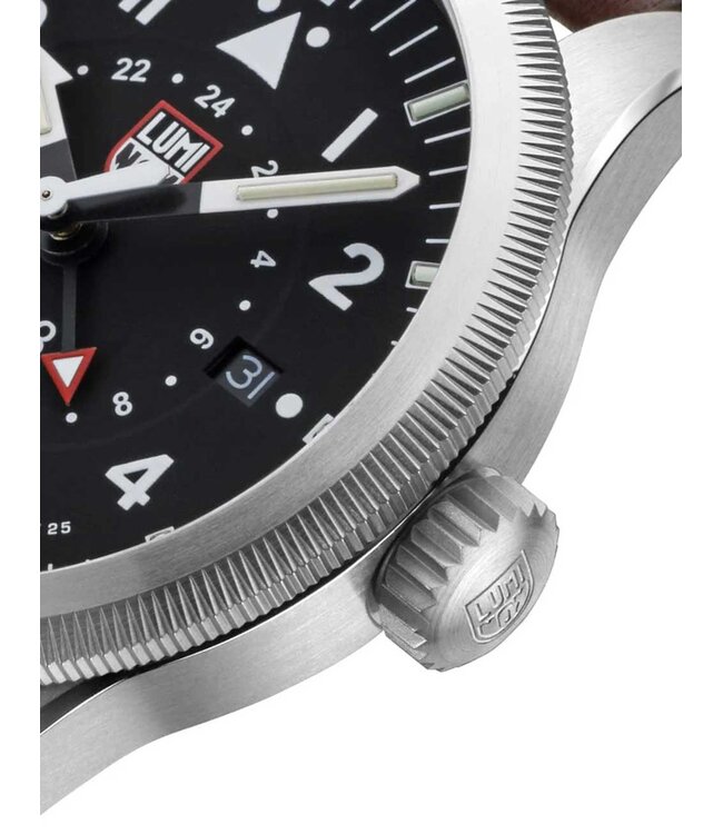 XA.9521 Herrenuhr P-38 42 mm