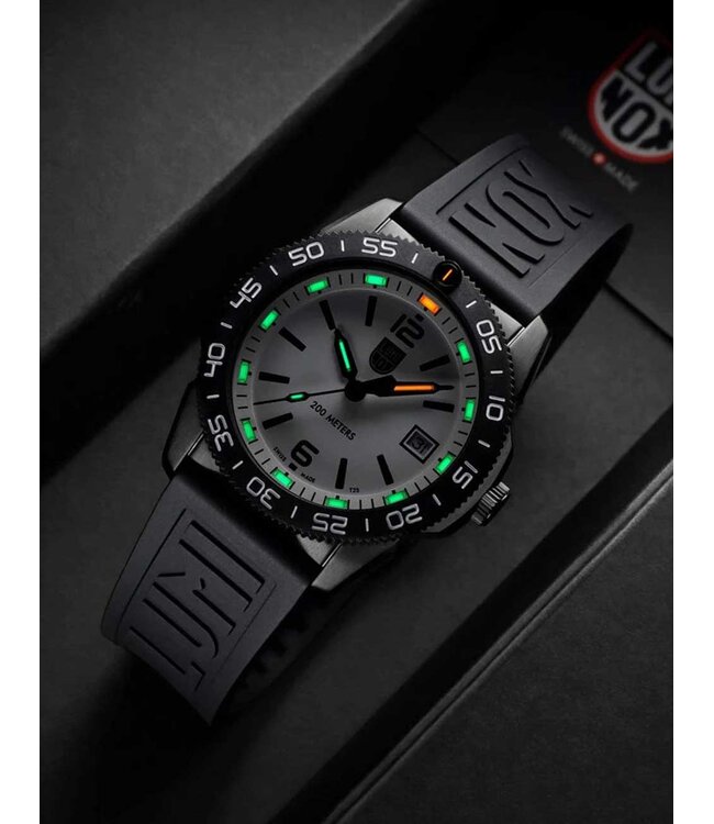 XS.3127M Herrenuhr Pacific 39 mm