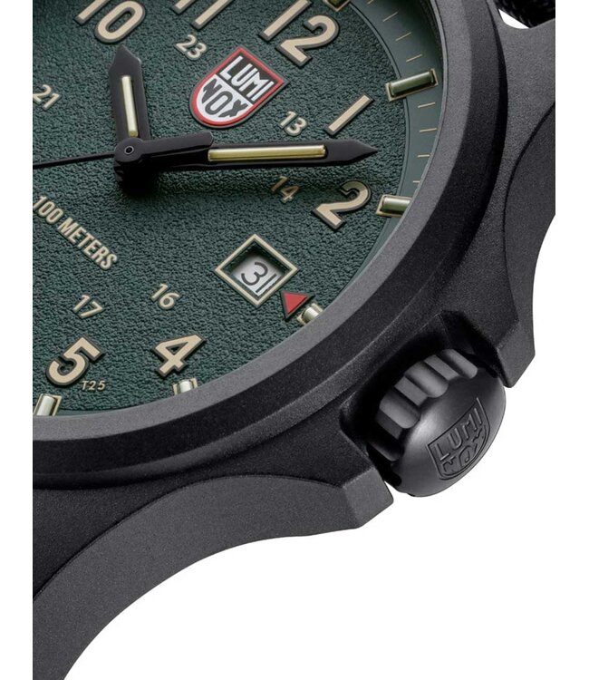 XL.1977 Herrenuhr Atacama 43 mm