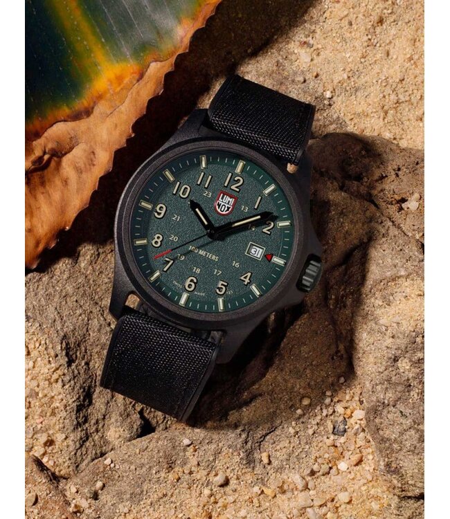 XL.1977 Herrenuhr Atacama 43 mm