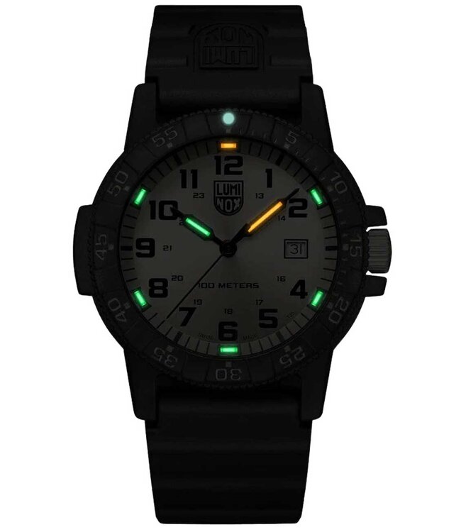 XS.0325.GP Herrenuhr Leatherback 44 mm