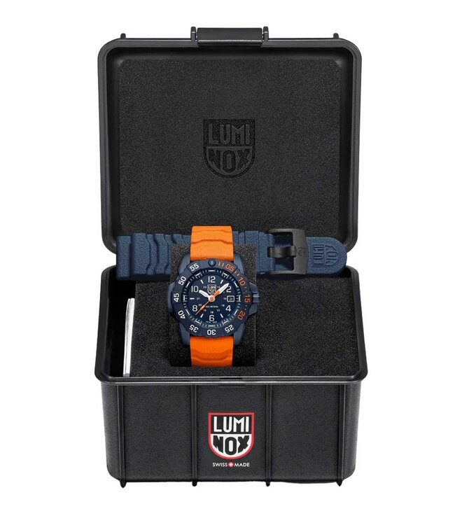 XS.3253.CBNSF.SET Herrenuhr Navy 45 mm