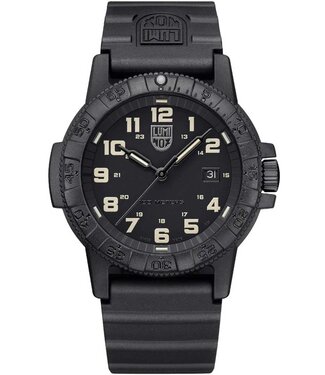 Luminox XS.0330 Herrenuhr Leatherback 44 mm