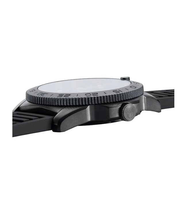 XS.3137.B Herrenuhr Pacific 44 mm