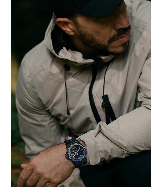XL.8833 Herrenuhr Recon 46 mm