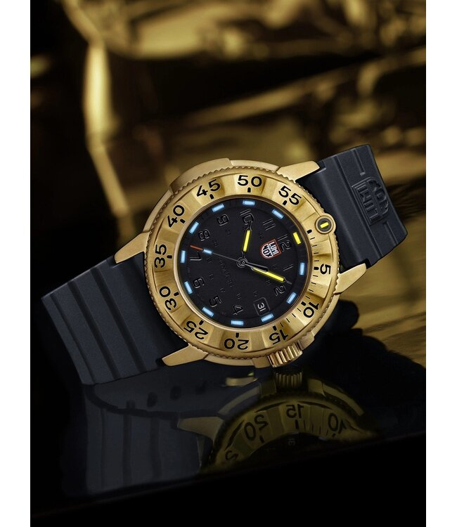 XS.3221.NSF Herrenuhr Navy 43 mm