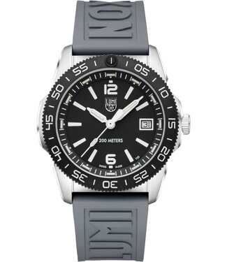 Luminox Pacific XS.CA22M Herrenuhr Schwarz Kautschuk